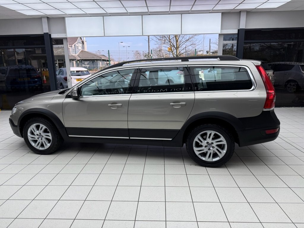 Used Volvo XC70 2016 for sale - 77936864: Photo 18