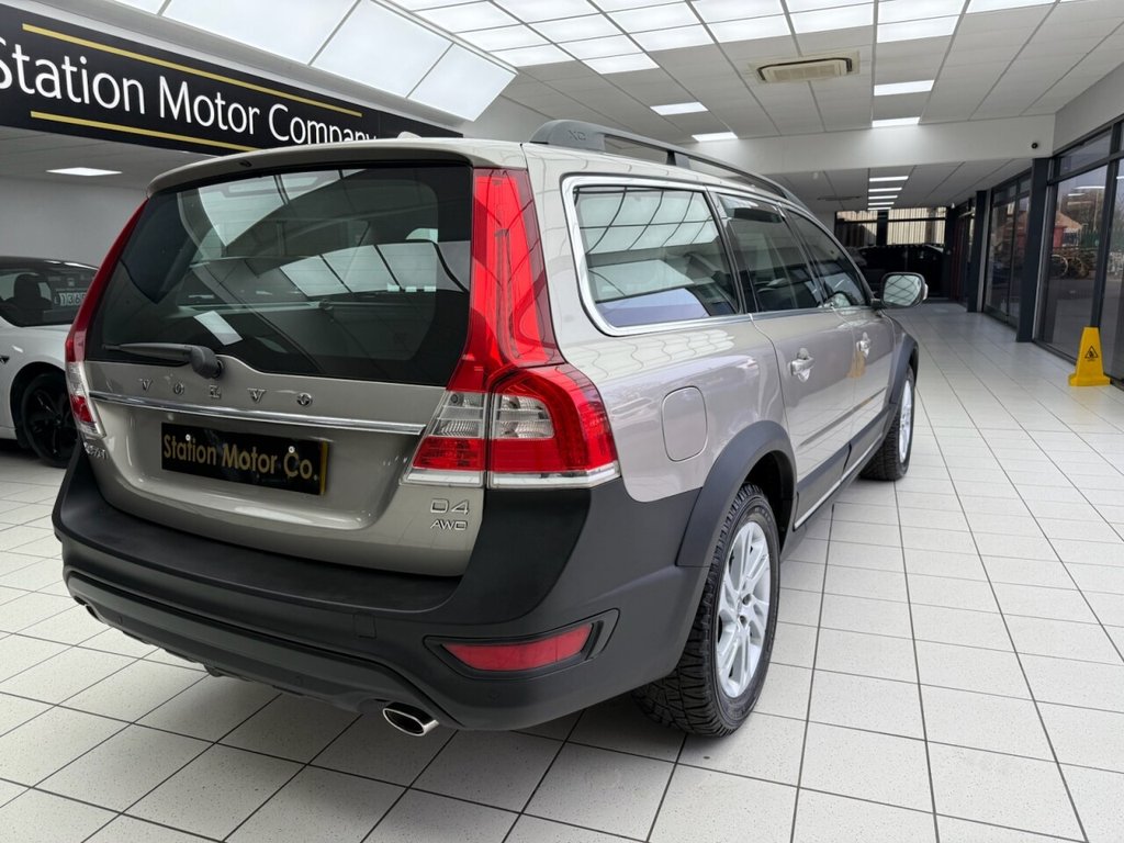 Used Volvo XC70 2016 for sale - 77936864: Photo 9