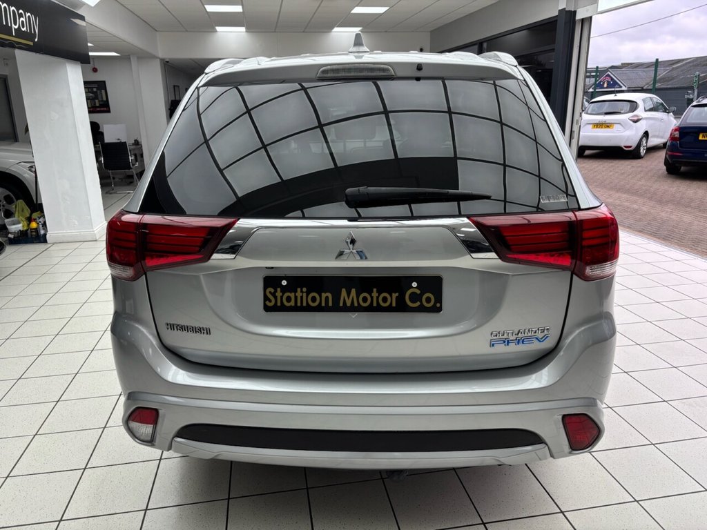 Used Mitsubishi Outlander 2018 for sale - 76730191: Photo 11