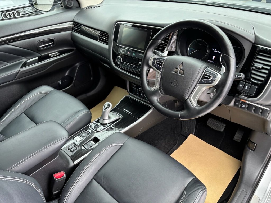 Used Mitsubishi Outlander 2018 for sale - 76730191: Photo 36