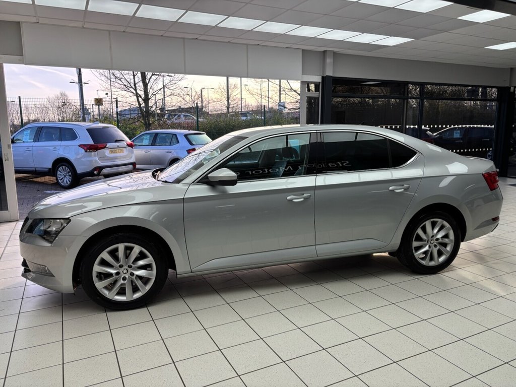 Used Skoda Superb 2019 for sale - 77139894: Photo 7