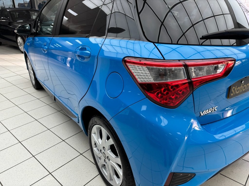 Used Toyota Yaris 2018 for sale - 77139668: Photo 14