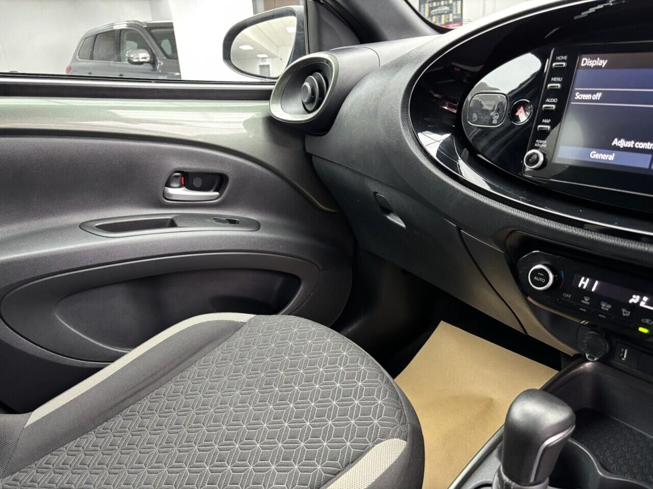 Used Toyota Aygo X for sale - 76613065: Photo 35