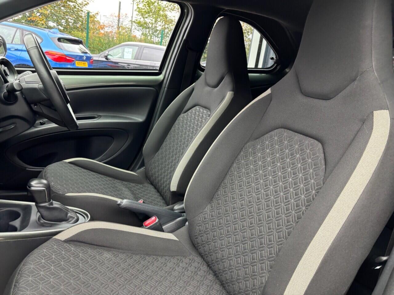 Used Toyota Aygo X for sale - 76613065: Photo 38