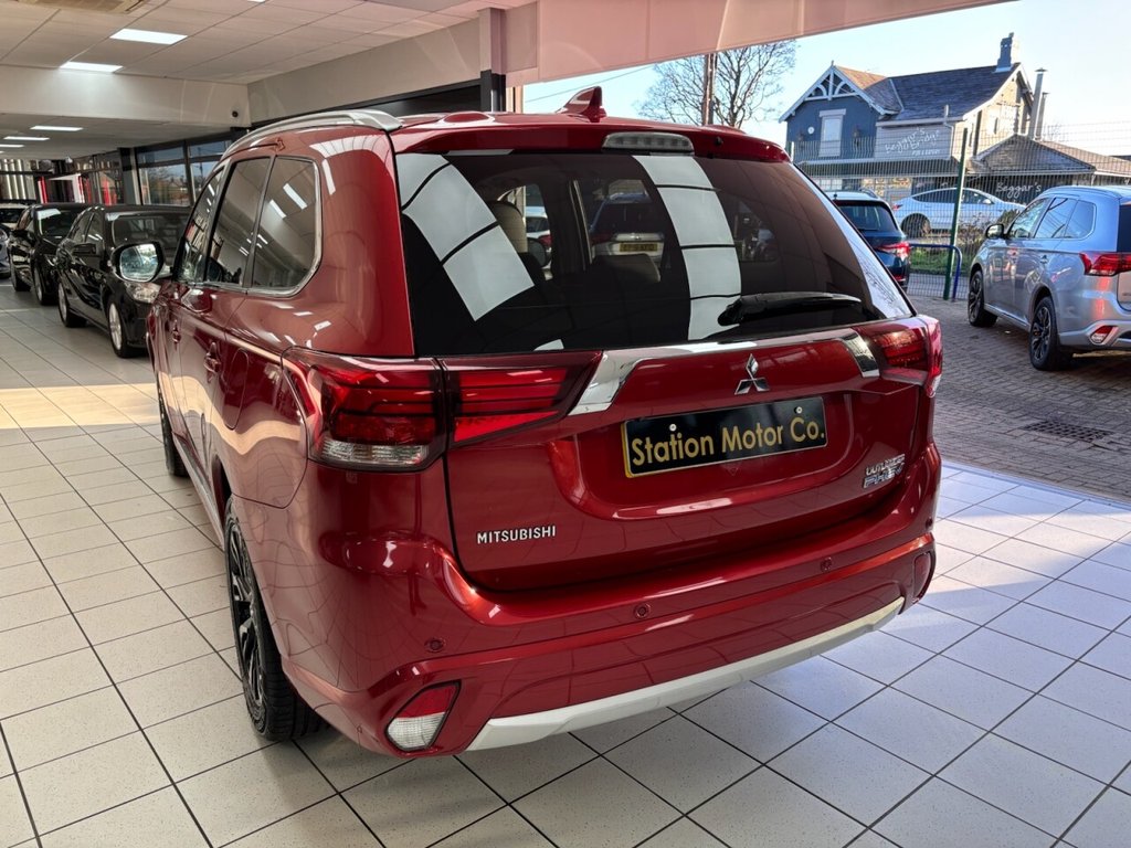 Used Mitsubishi Outlander 2016 for sale - 76784044: Photo 10