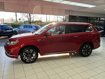 Used Mitsubishi Outlander 2016 for sale - 76784044: Photo