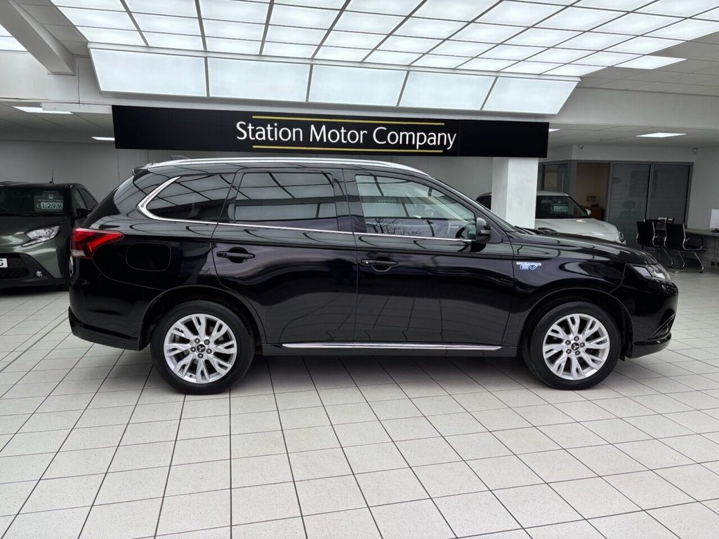 Used Mitsubishi Outlander 2017 for sale - 77421707: Photo 14