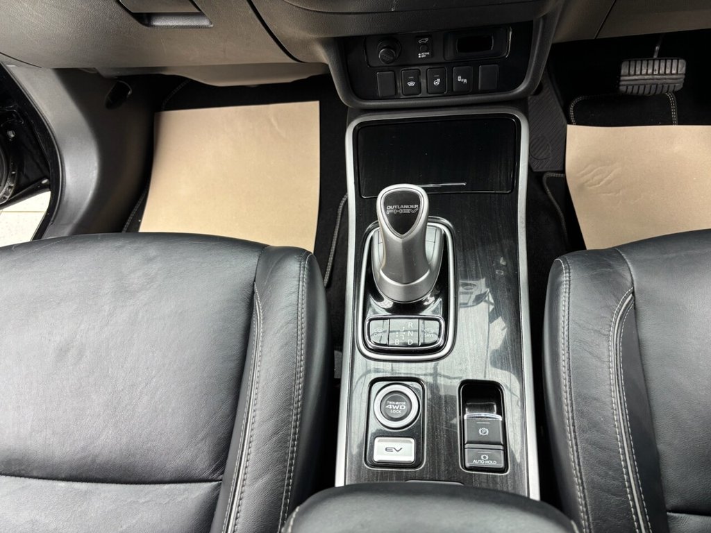 Used Mitsubishi Outlander 2017 for sale - 77421707: Photo 34