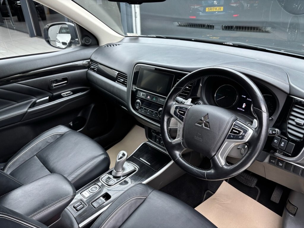 Used Mitsubishi Outlander 2017 for sale - 77421707: Photo 35