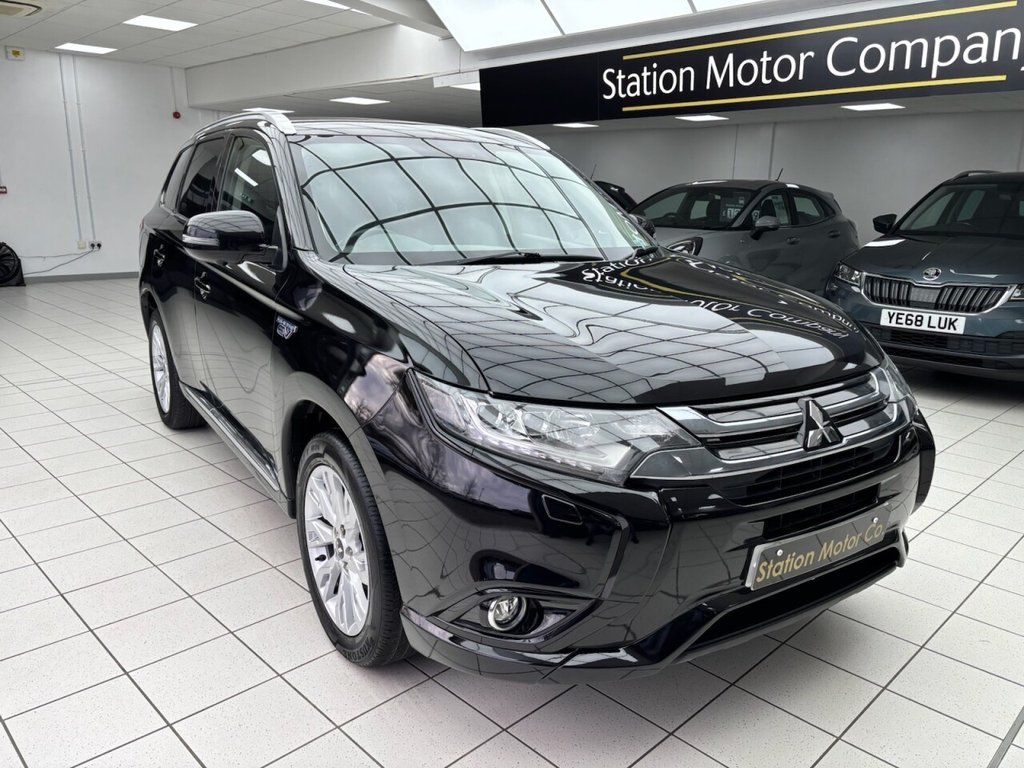 Used Mitsubishi Outlander 2017 for sale - 77421707: Photo 4