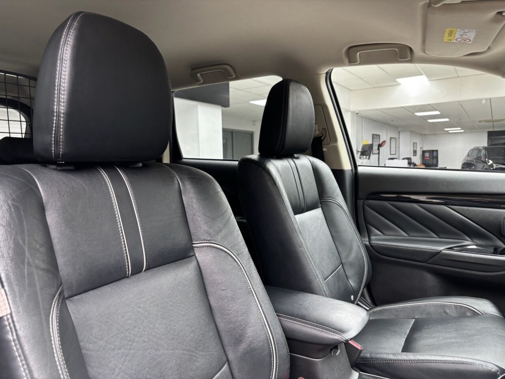 Used Mitsubishi Outlander 2017 for sale - 77421707: Photo 40