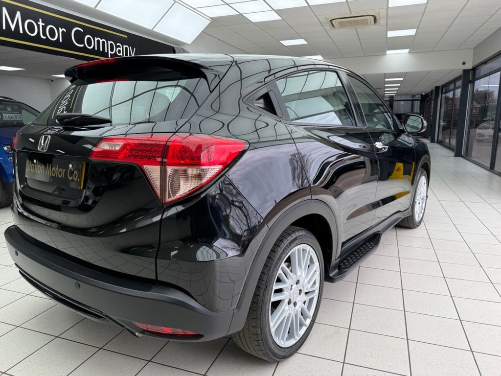 Used Honda HR-V 2018 for sale - 78097224: Photo 11