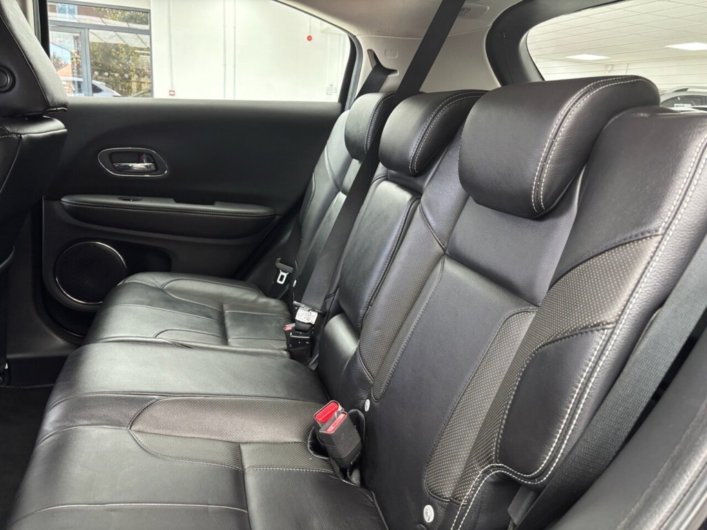 Used Honda HR-V 2018 for sale - 78097224: Photo 38