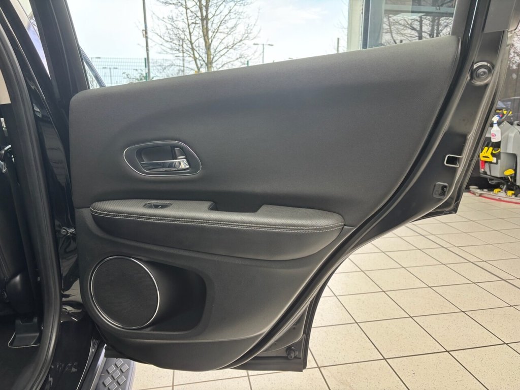 Used Honda HR-V 2018 for sale - 78097224: Photo 45