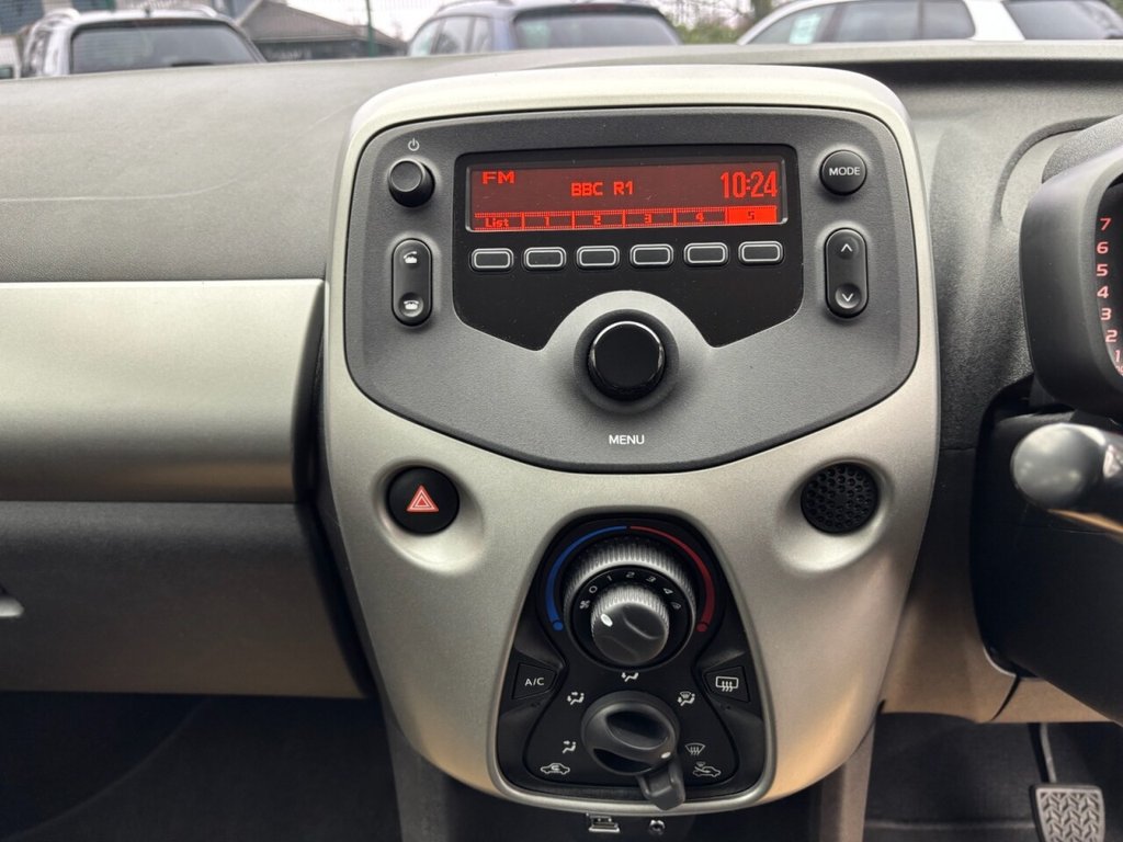 Used Toyota AYGO 2017 for sale - 77571956: Photo 27