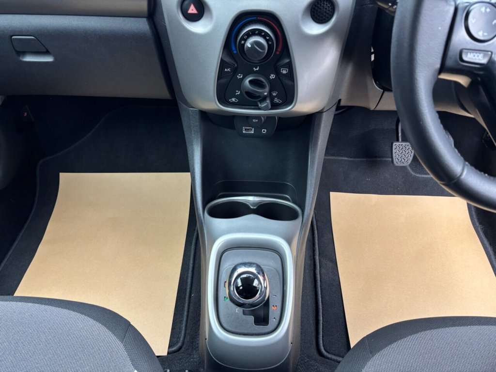 Used Toyota AYGO 2017 for sale - 77571956: Photo 30