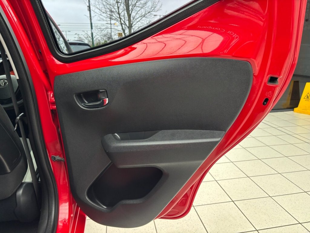 Used Toyota AYGO 2017 for sale - 77571956: Photo 39