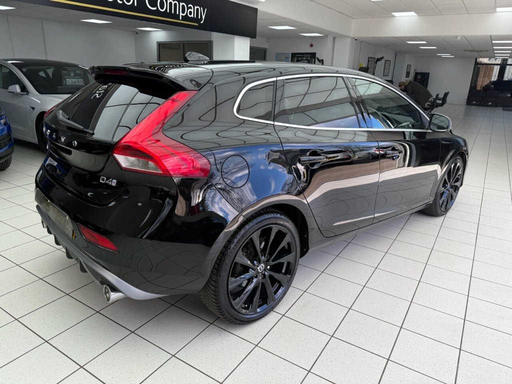 Used Volvo V40 2017 for sale - 78017773: Photo 12