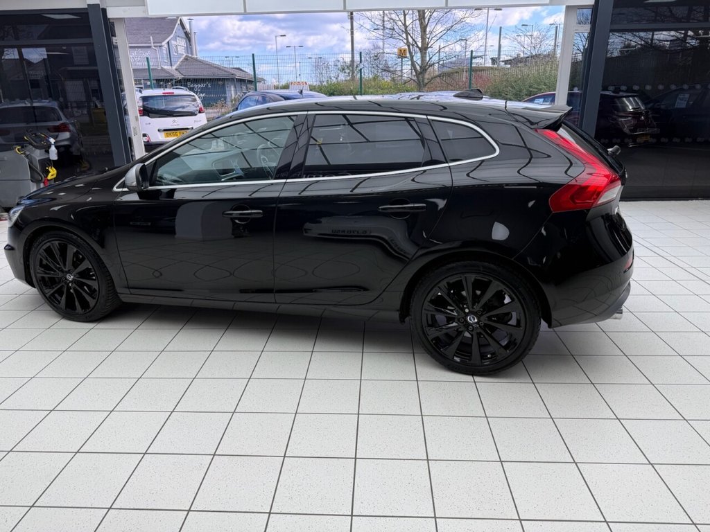 Used Volvo V40 2017 for sale - 78017773: Photo 21