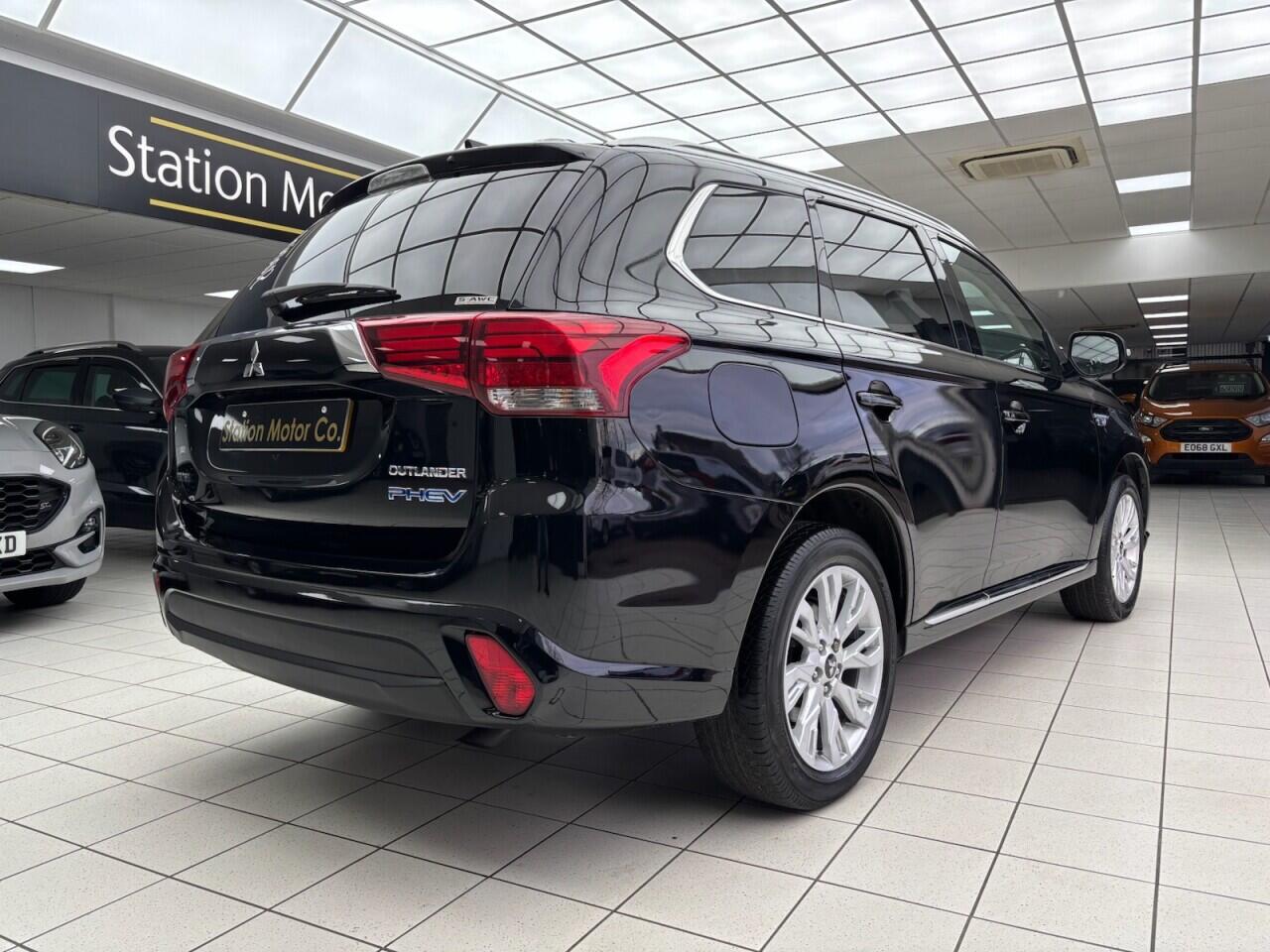 Used Mitsubishi Outlander 2017 for sale - 76658727: Photo 20