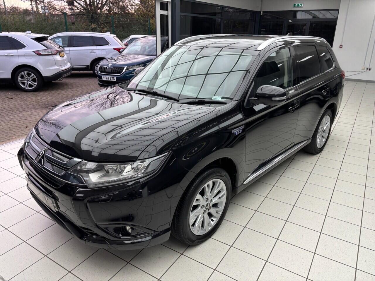 Used Mitsubishi Outlander 2017 for sale - 76658727: Photo 25