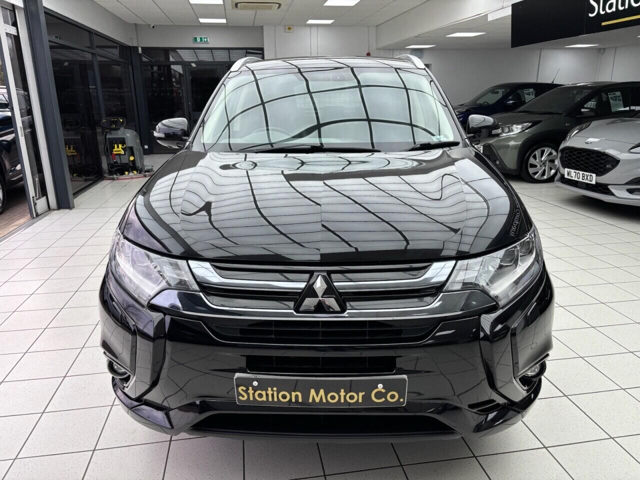 Used Mitsubishi Outlander 2017 for sale - 76658727: Photo 4