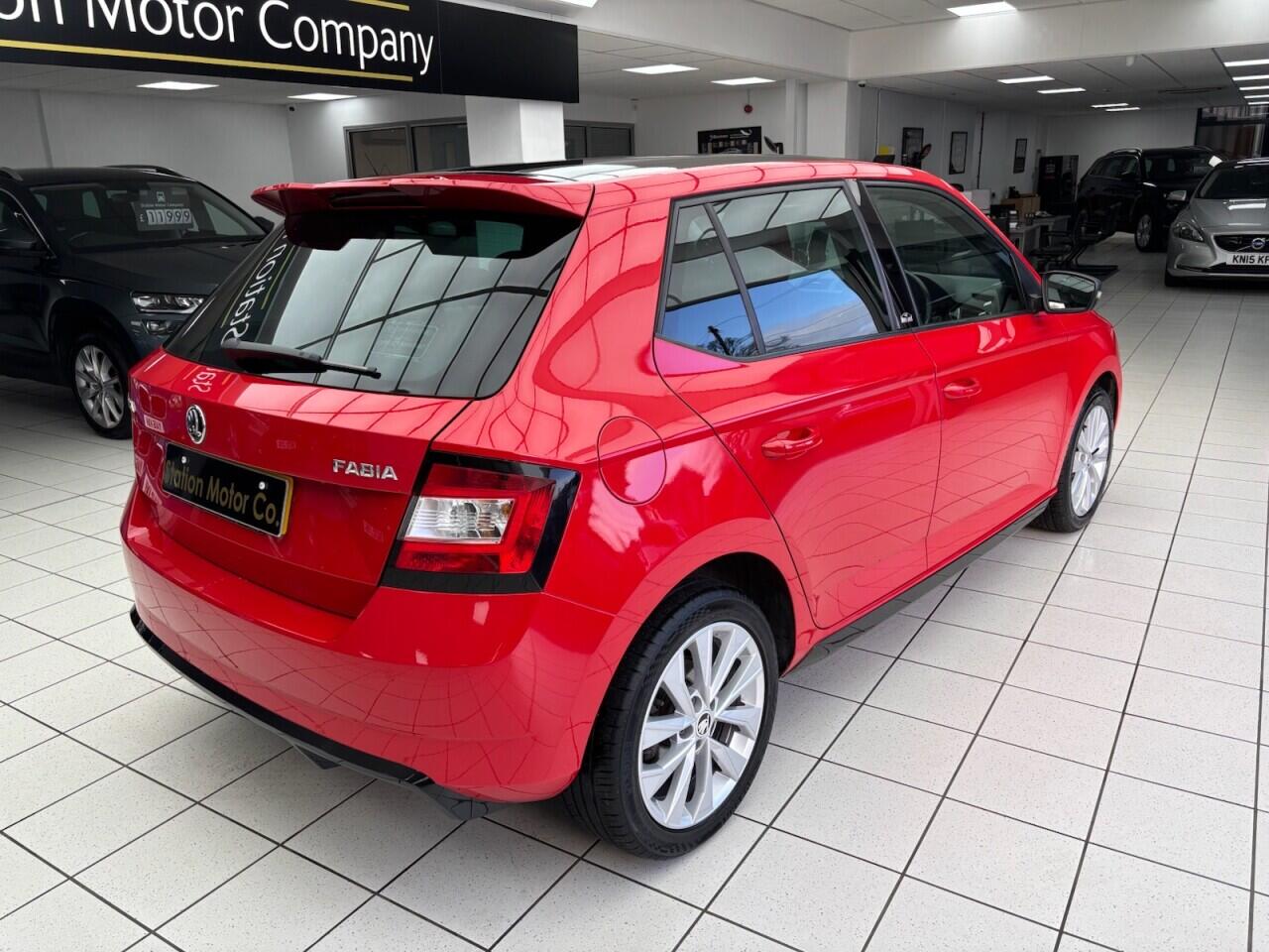 Used Skoda Fabia 2018 for sale - 76613019: Photo 12