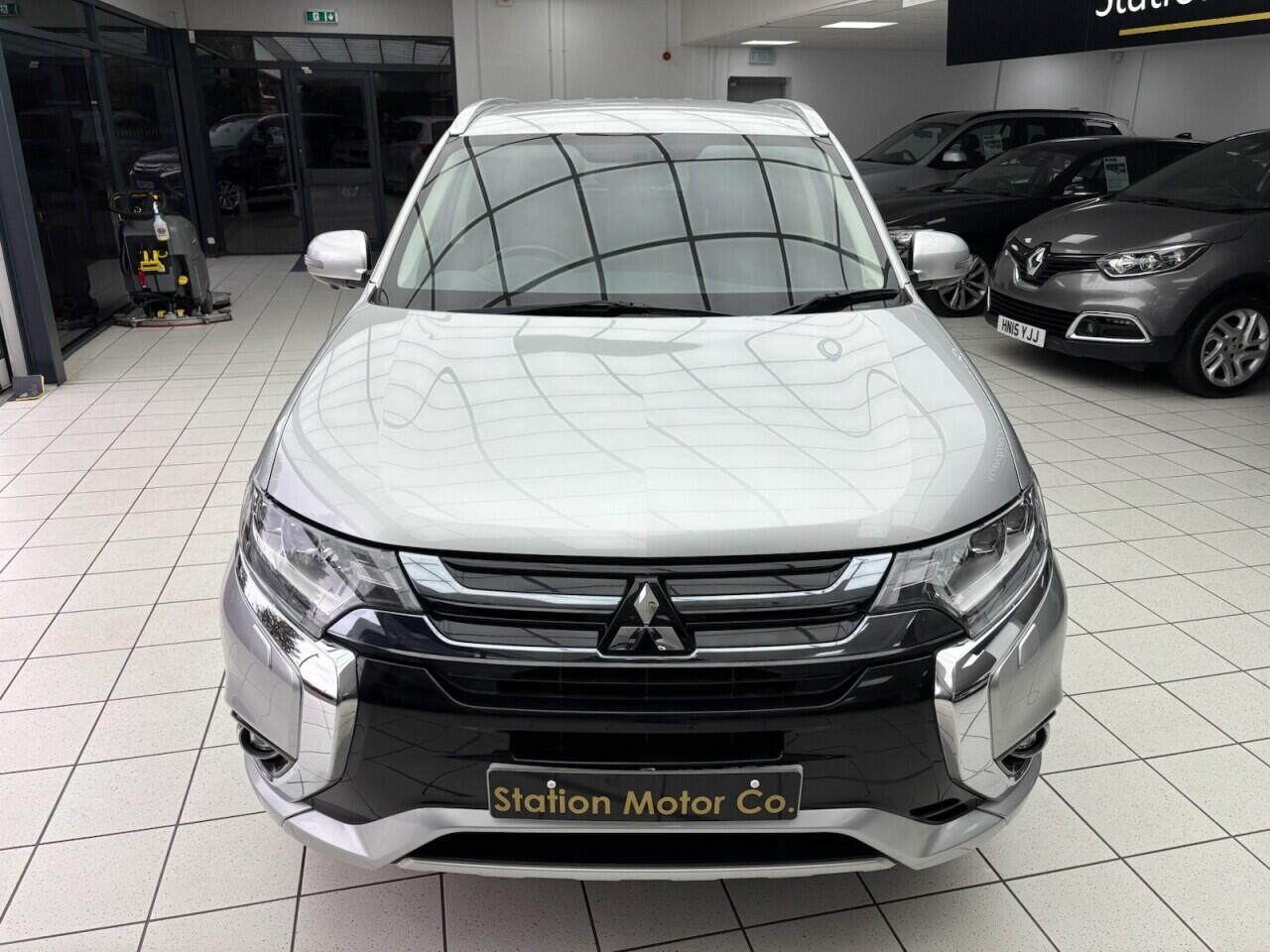 Used Mitsubishi Outlander 2018 for sale - 76666555: Photo 24