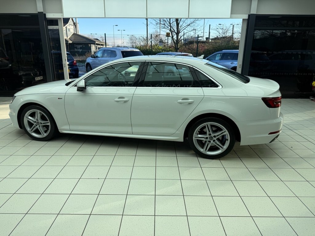 Used Audi A4 2018 for sale - 77133627: Photo 2