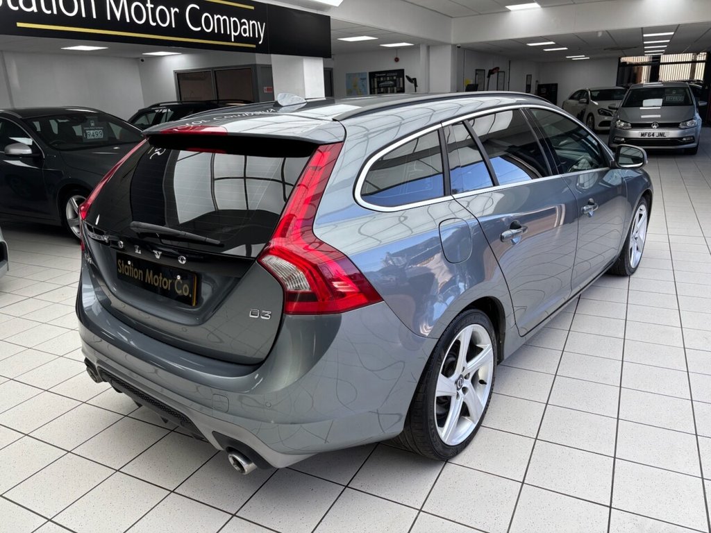 Used Volvo V60 2016 for sale - 77594376: Photo 12
