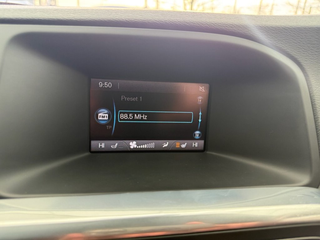 Used Volvo V60 2016 for sale - 77594376: Photo 36