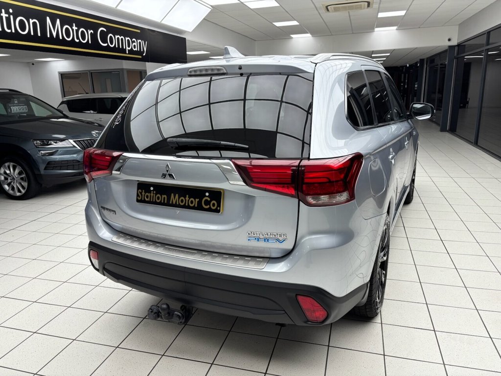 Used Mitsubishi Outlander 2018 for sale - 76730204: Photo 12