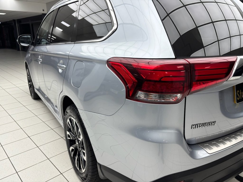 Used Mitsubishi Outlander 2018 for sale - 76730204: Photo 17