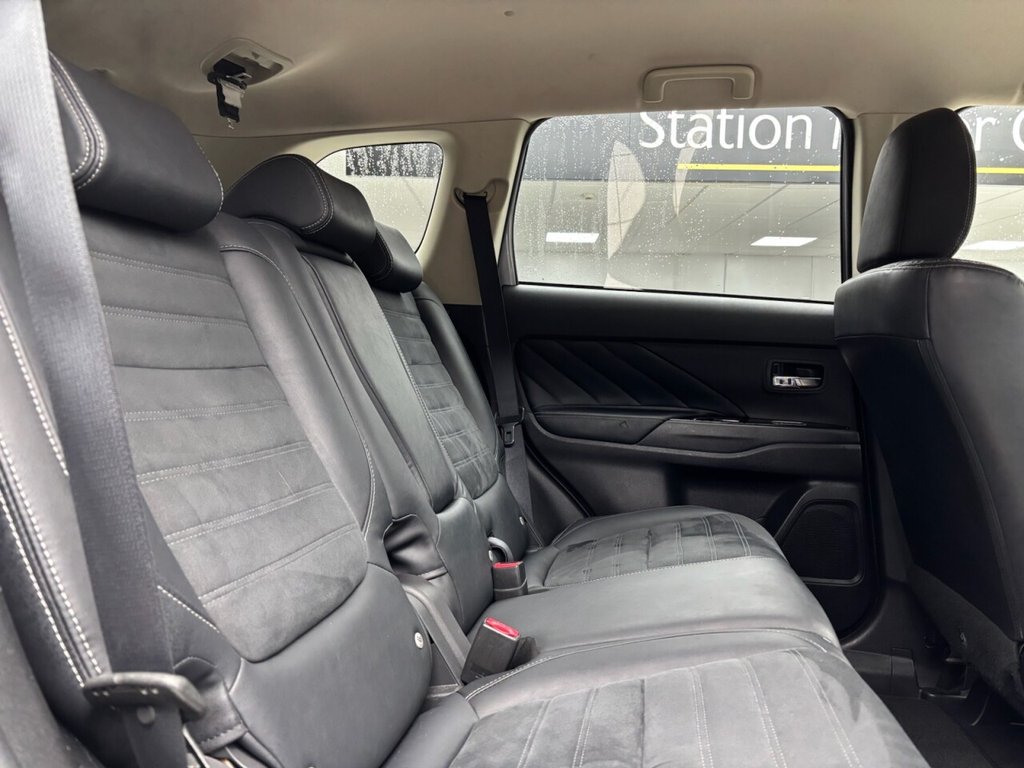 Used Mitsubishi Outlander 2018 for sale - 76730204: Photo 43