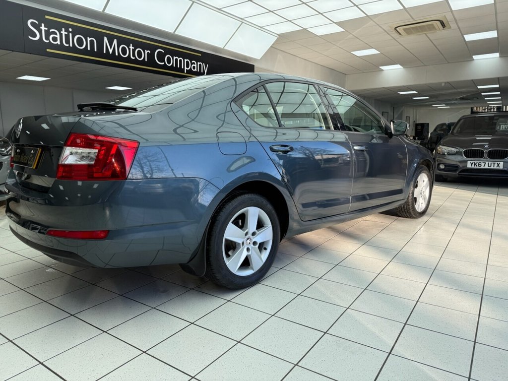 Used Skoda Octavia 2015 for sale - 77133592: Photo 10