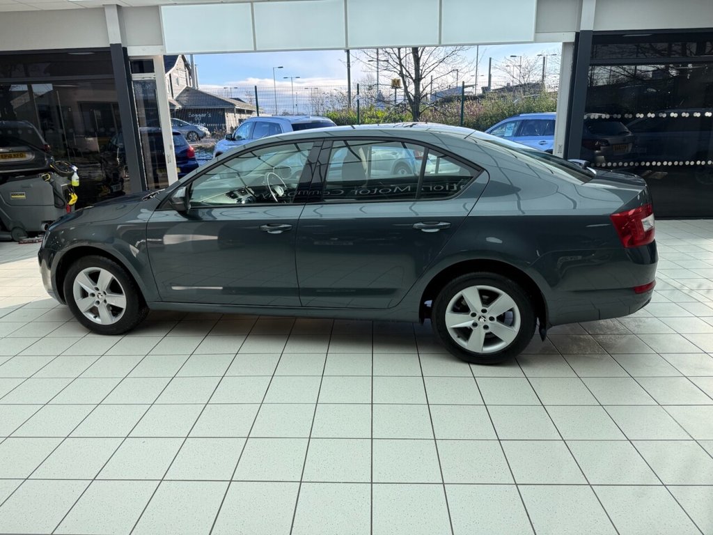 Used Skoda Octavia 2015 for sale - 77133592: Photo 2