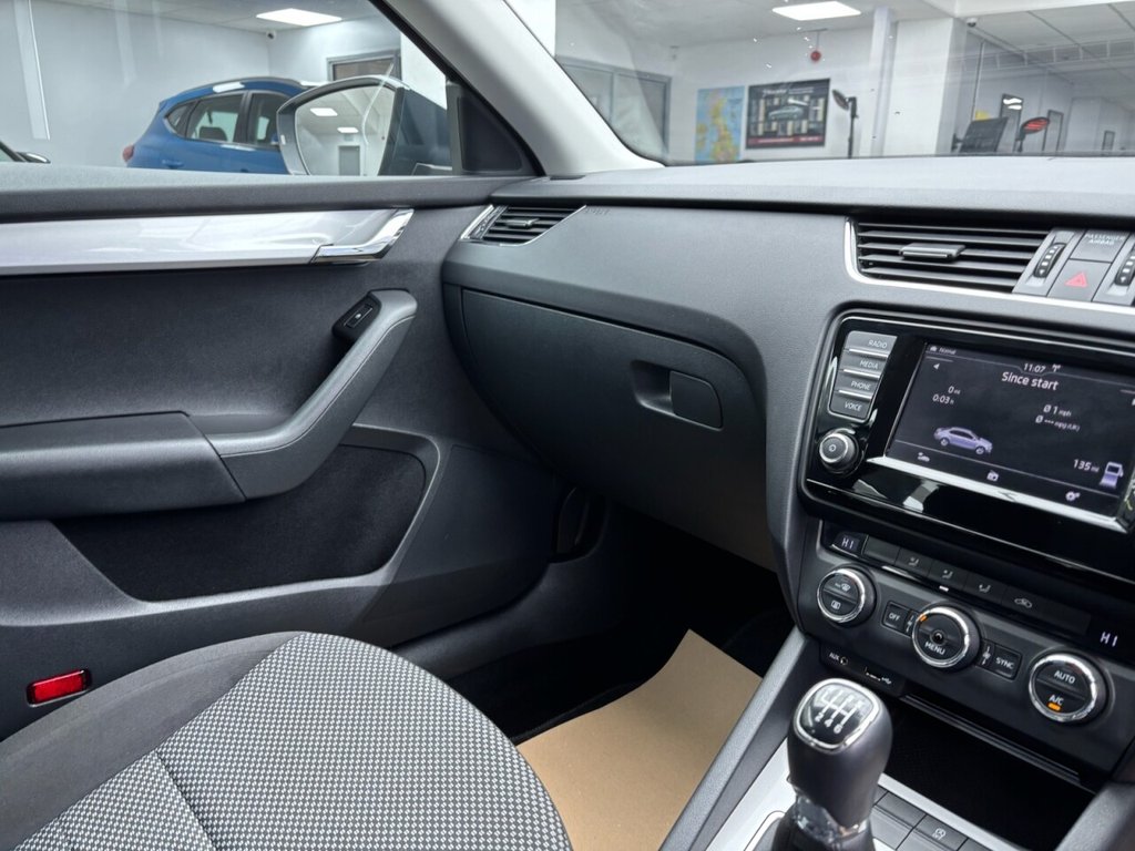 Used Skoda Octavia 2015 for sale - 77133592: Photo 29