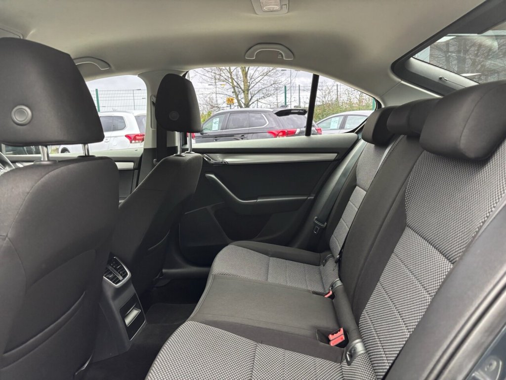 Used Skoda Octavia 2015 for sale - 77133592: Photo 35