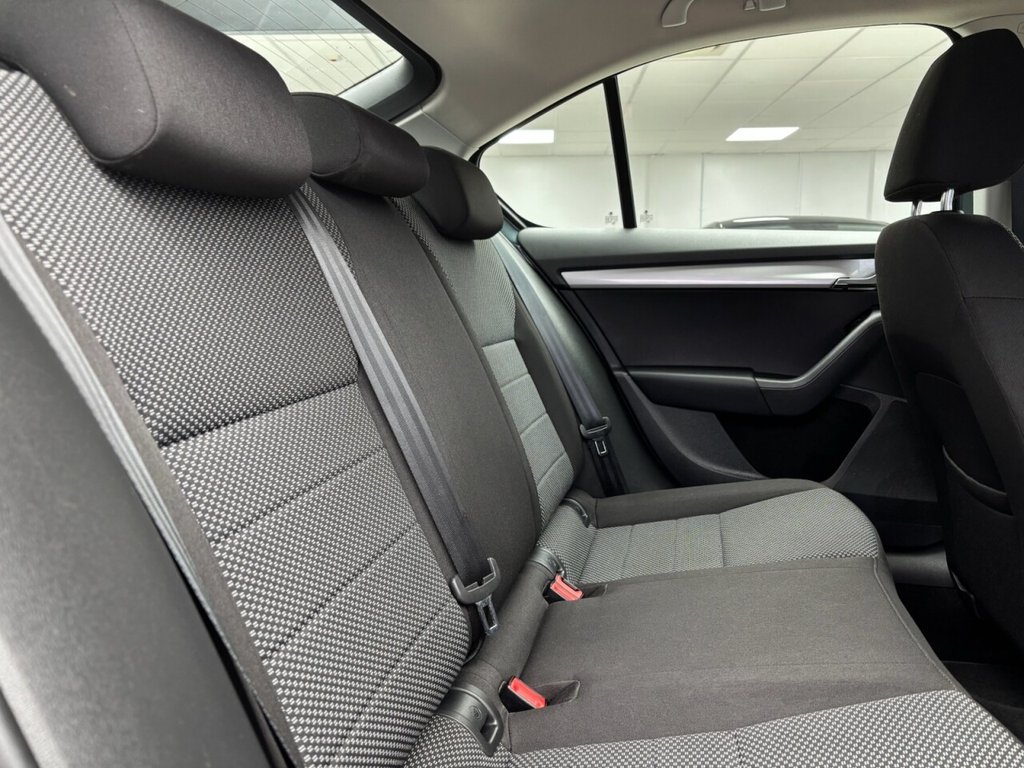 Used Skoda Octavia 2015 for sale - 77133592: Photo 39