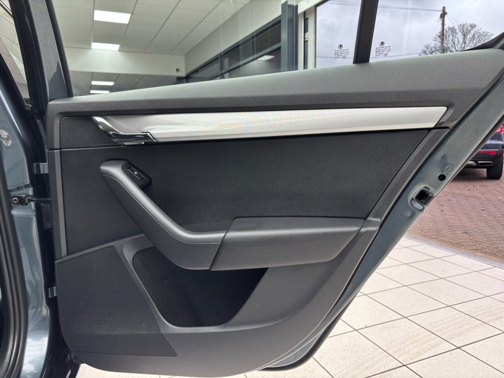 Used Skoda Octavia 2015 for sale - 77133592: Photo 40