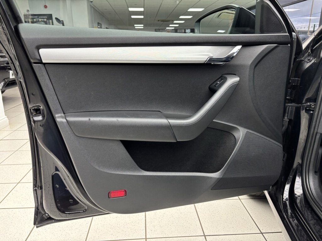 Used Skoda Octavia 2017 for sale - 76730205: Photo 43