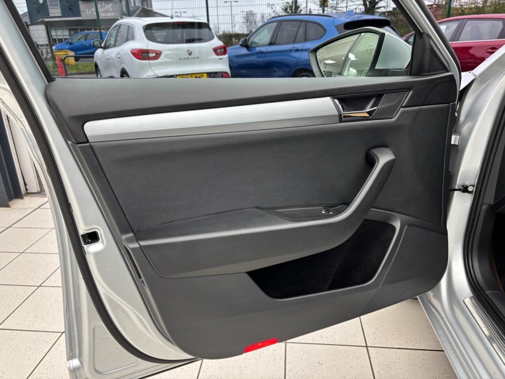 Used Skoda Superb 2016 for sale - 77991495: Photo 34