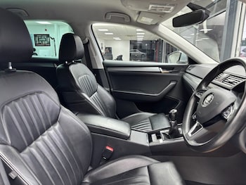 Used Skoda Superb 2016 for sale - 77991495: Photo