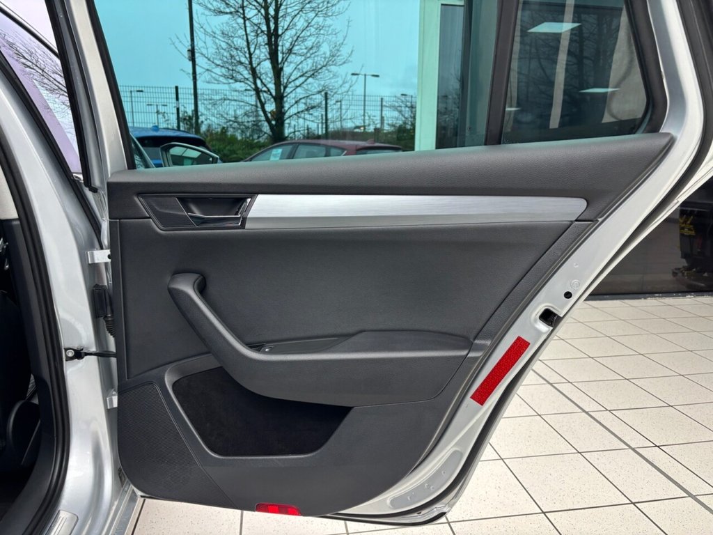 Used Skoda Superb 2016 for sale - 77991495: Photo 43