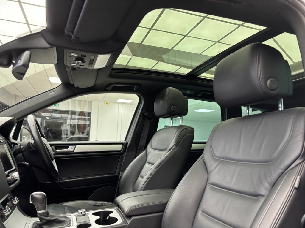 Used Volkswagen Touareg 2014 for sale - 77850203: Photo 34