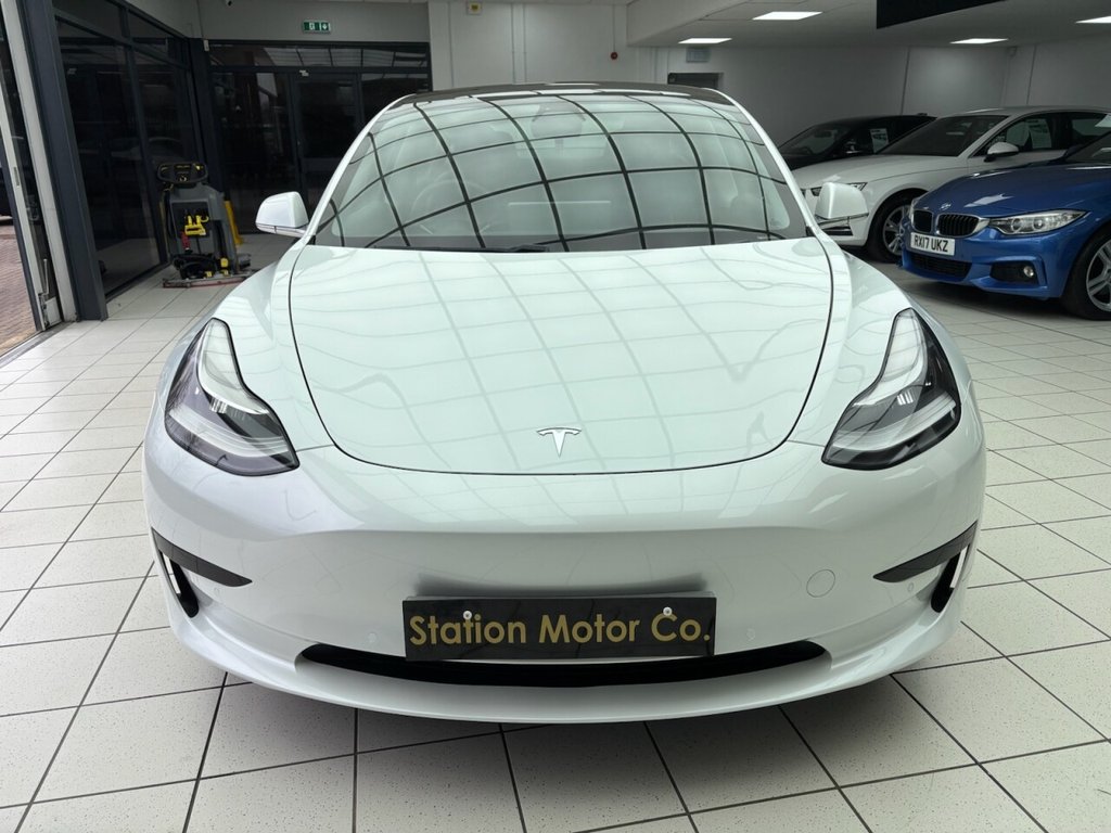 Used Tesla Model 3 2020 for sale - 77693161: Photo 4