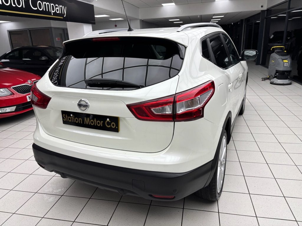 Used Nissan Qashqai 2015 for sale - 77370113: Photo 14