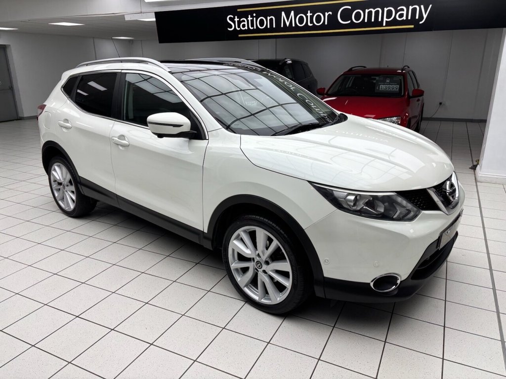 Used Nissan Qashqai 2015 for sale - 77370113: Photo 2