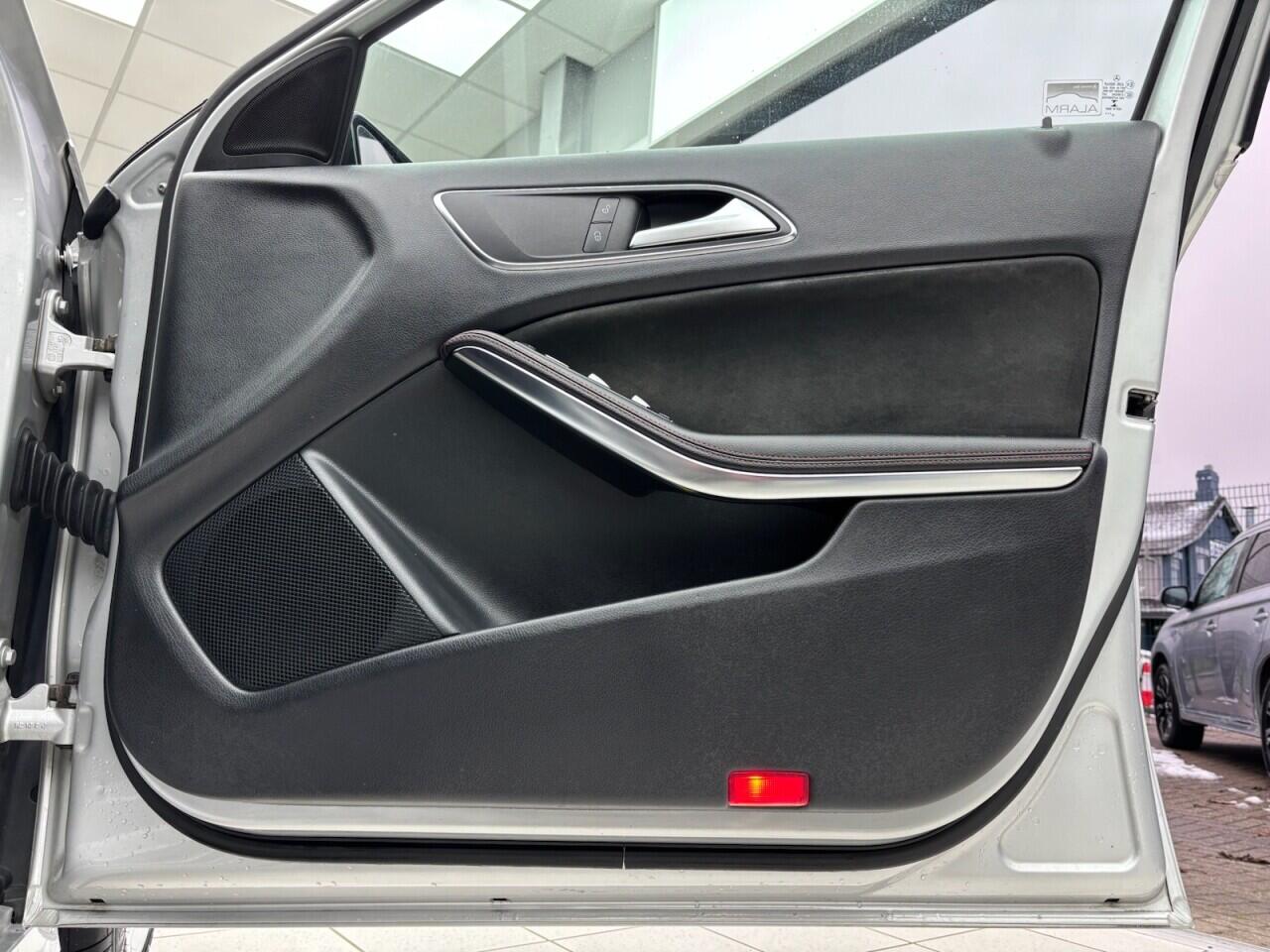 Used Mercedes-Benz A-Class 2016 for sale - 76633363: Photo 36