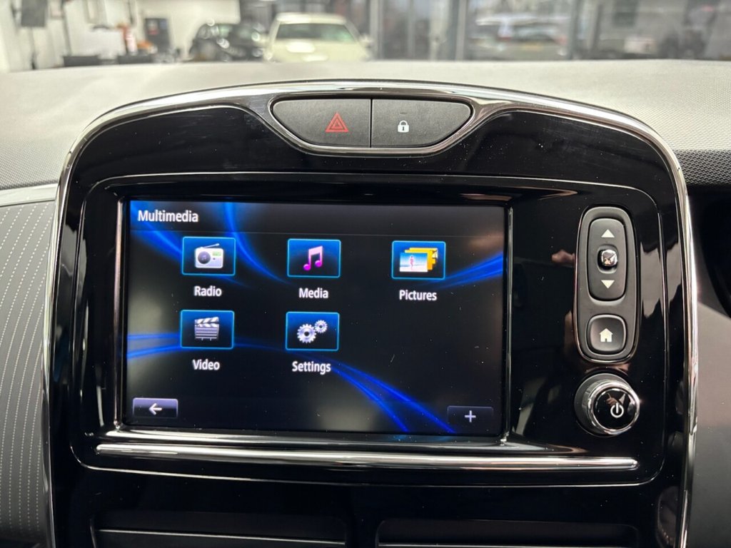 Used Renault Zoe 2019 for sale - 76867943: Photo 27